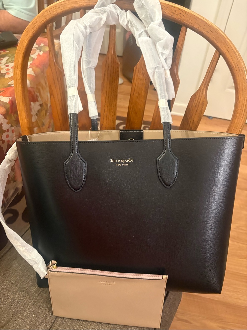 Kate Spade Black Bleecker Large Leather Tote with Beige Pouch KC921